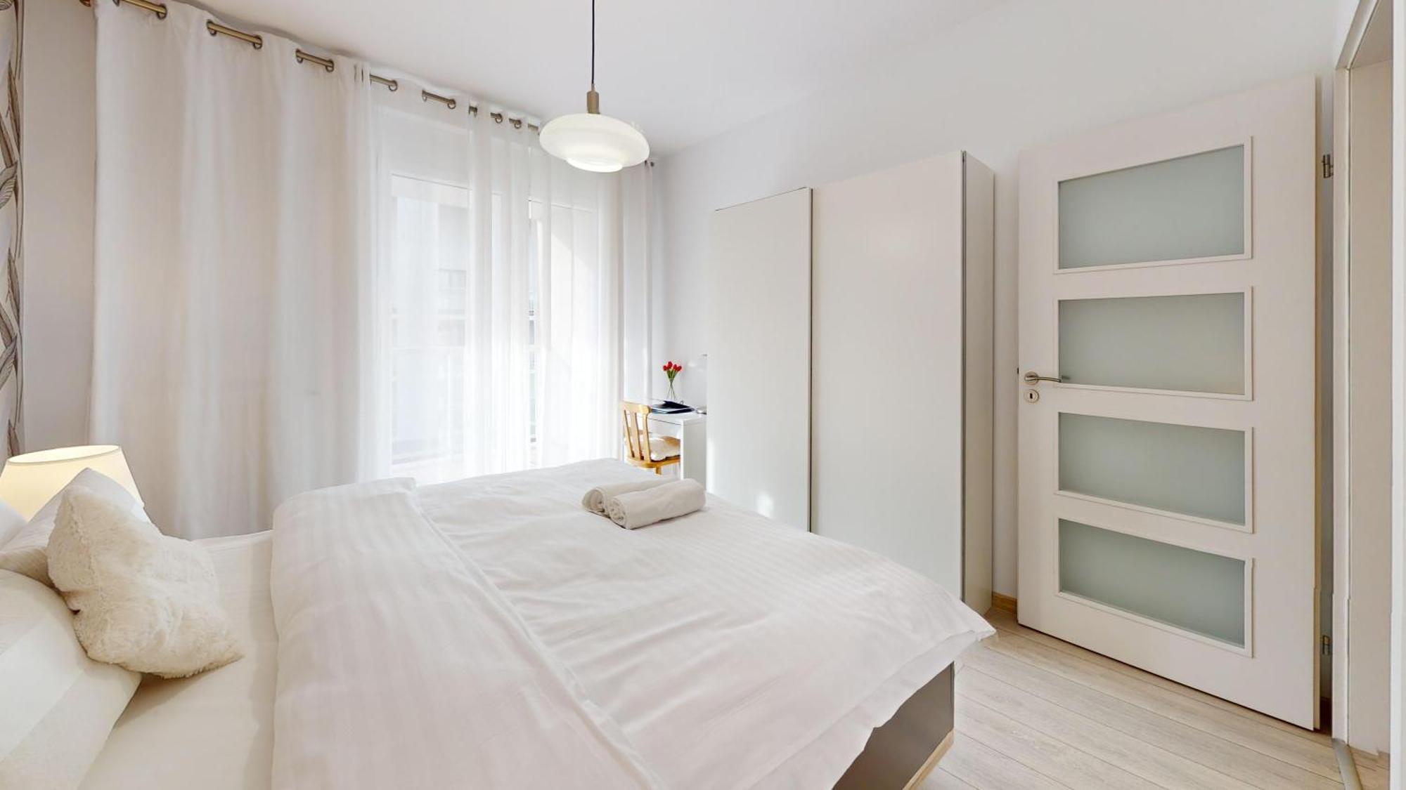 Family House By The River Odra -Panoramic Terrace - 3Room Apartment With 2 Separate Bedrooms And 2 Balconies By Wroapart-Pl- Perfect For Family & Business Stays 弗罗茨瓦夫 外观 照片