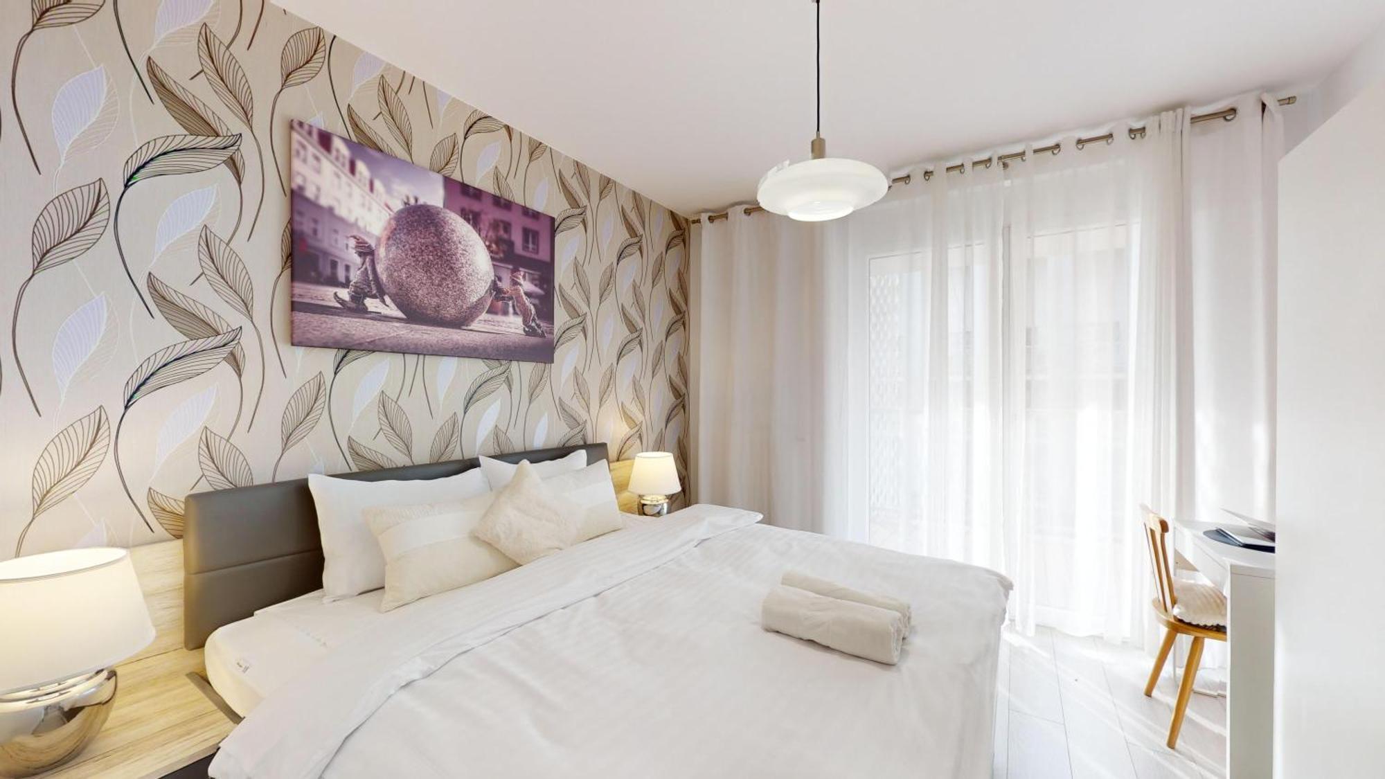 Family House By The River Odra -Panoramic Terrace - 3Room Apartment With 2 Separate Bedrooms And 2 Balconies By Wroapart-Pl- Perfect For Family & Business Stays 弗罗茨瓦夫 外观 照片