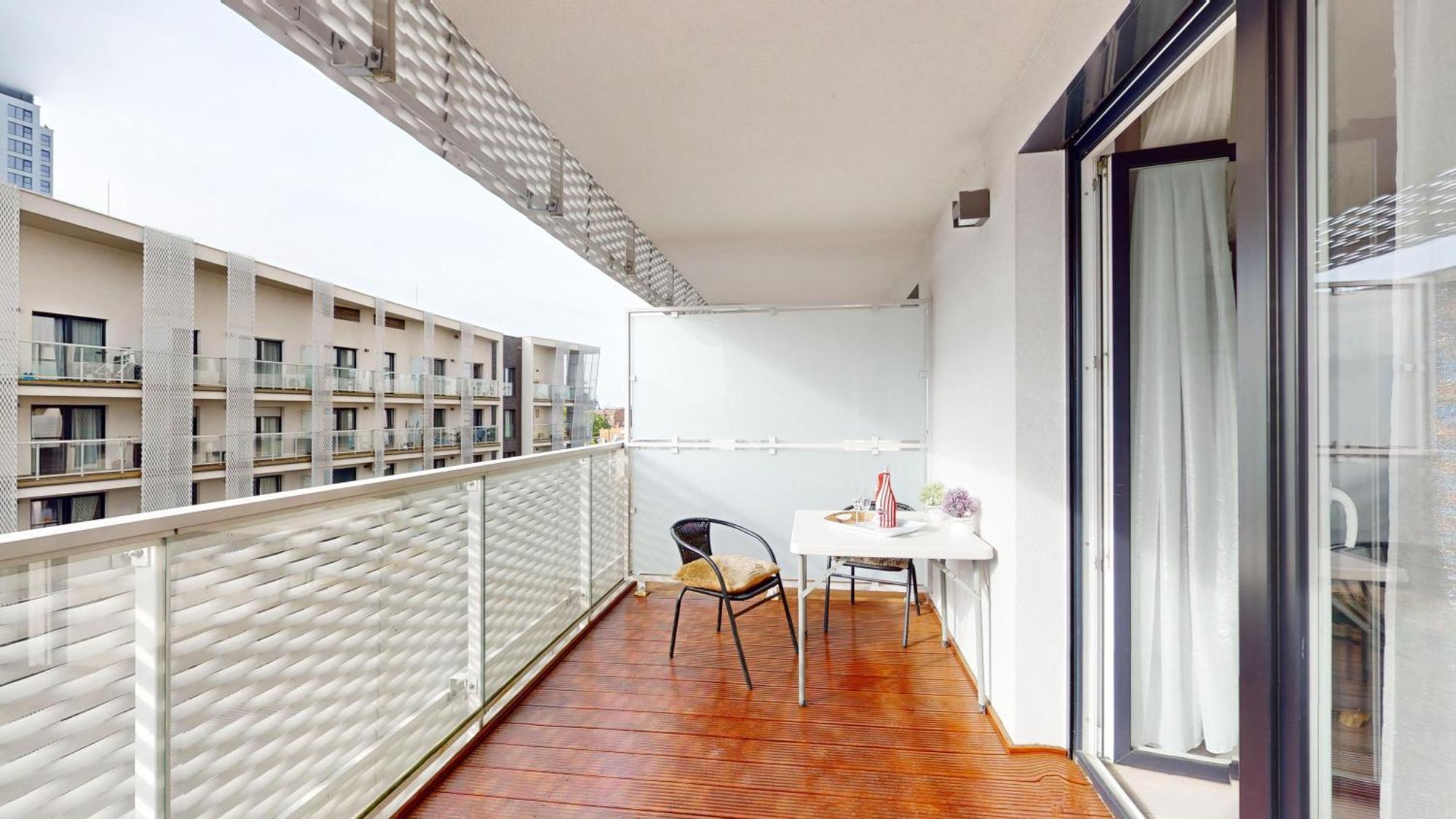 Family House By The River Odra -Panoramic Terrace - 3Room Apartment With 2 Separate Bedrooms And 2 Balconies By Wroapart-Pl- Perfect For Family & Business Stays 弗罗茨瓦夫 外观 照片