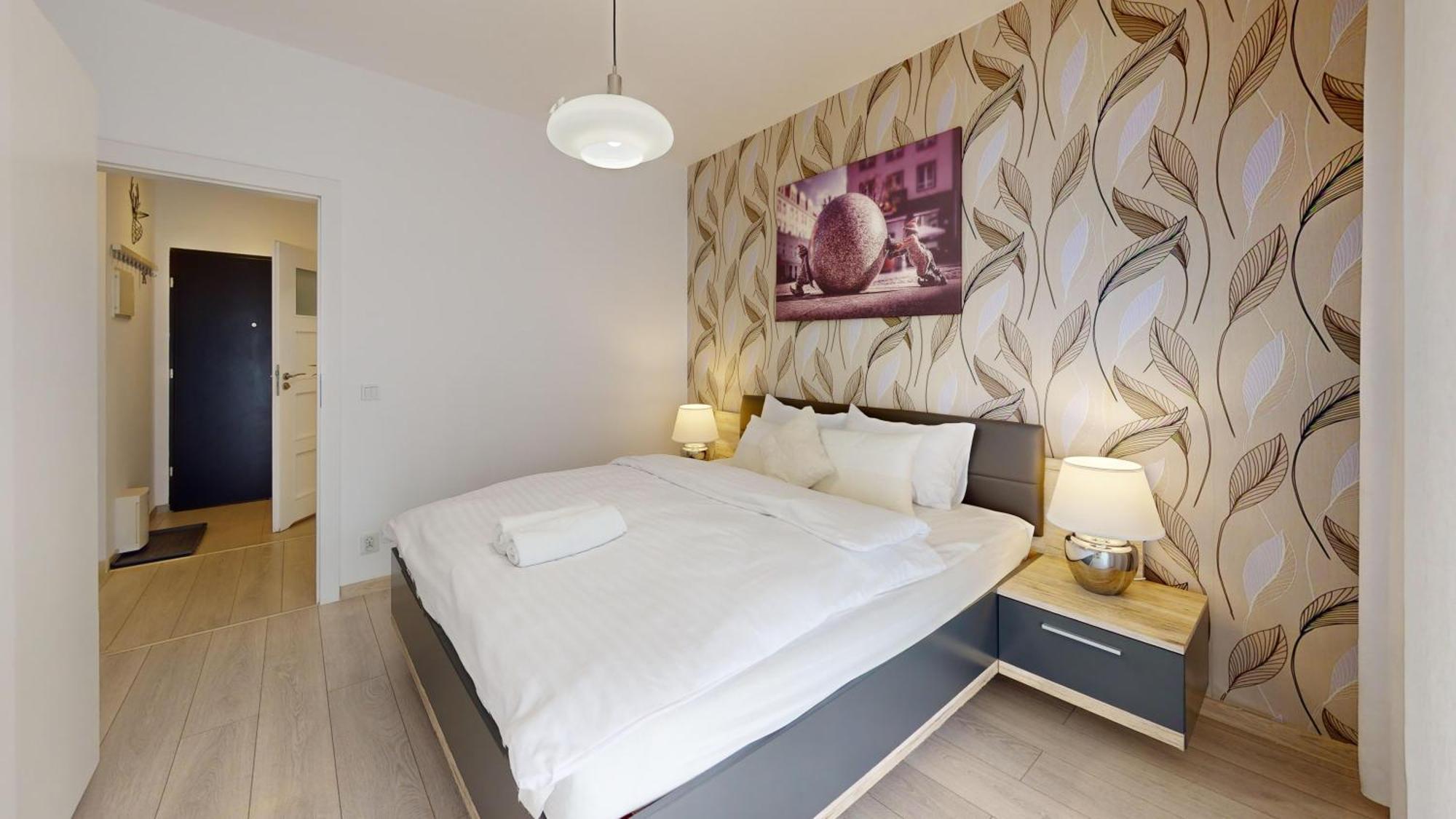 Family House By The River Odra -Panoramic Terrace - 3Room Apartment With 2 Separate Bedrooms And 2 Balconies By Wroapart-Pl- Perfect For Family & Business Stays 弗罗茨瓦夫 外观 照片
