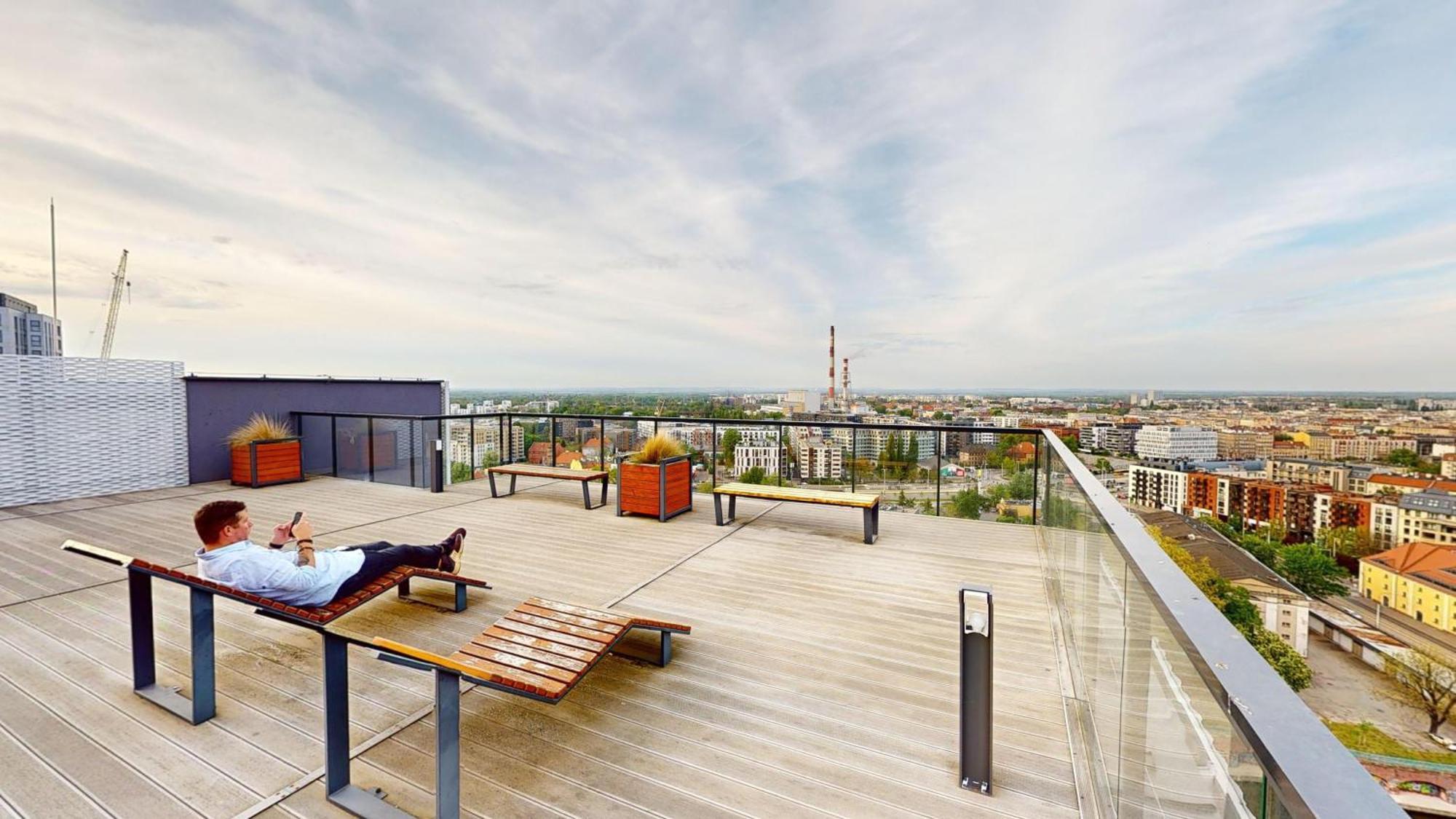 Family House By The River Odra -Panoramic Terrace - 3Room Apartment With 2 Separate Bedrooms And 2 Balconies By Wroapart-Pl- Perfect For Family & Business Stays 弗罗茨瓦夫 外观 照片